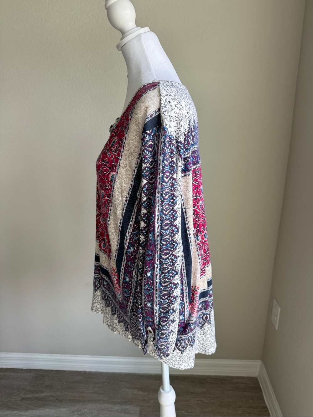 Lucky Brand women’s longsleeve knit blouse - Picture 3 of 6